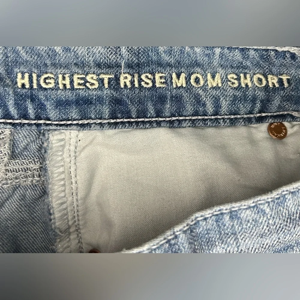 American Eagle Highest Rise Mom Short Blue Plaid Denim Women’s Size 4 Preppy